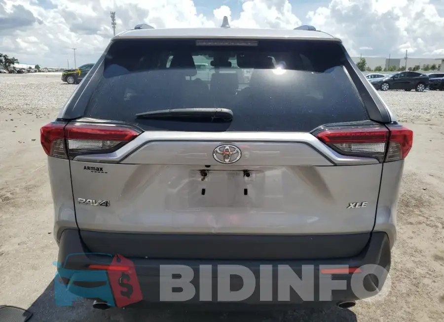 JTMW1RFV7MD062055 Photo# 6