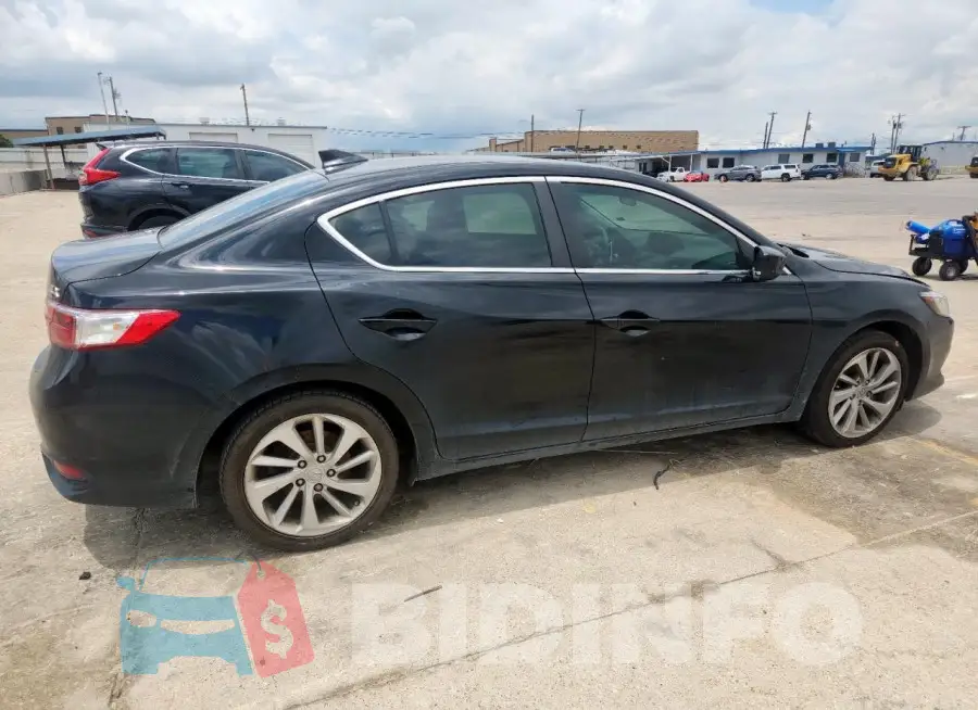19UDE2F35GA015437 Photo# 3