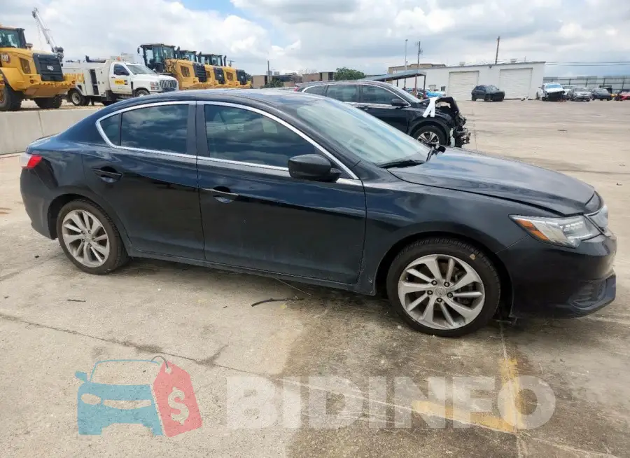 19UDE2F35GA015437 Photo# 4