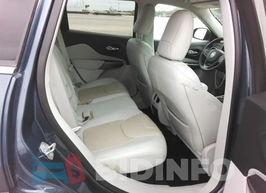 1C4PJLDB7KD434047 Photo# 11