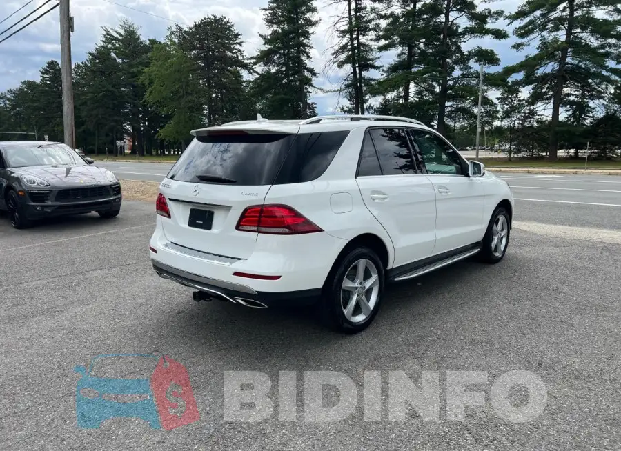 4JGDA5HB5GA741861 Photo# 4
