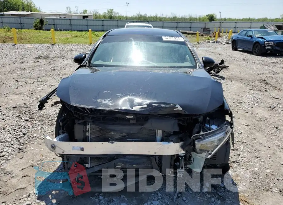 WDD3G4EB2KW020931 Photo# 5