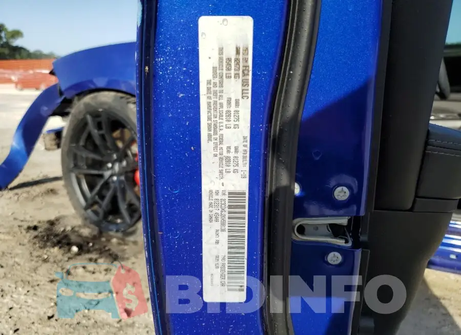 2C3CDXGJ2KH588138 Photo# 13