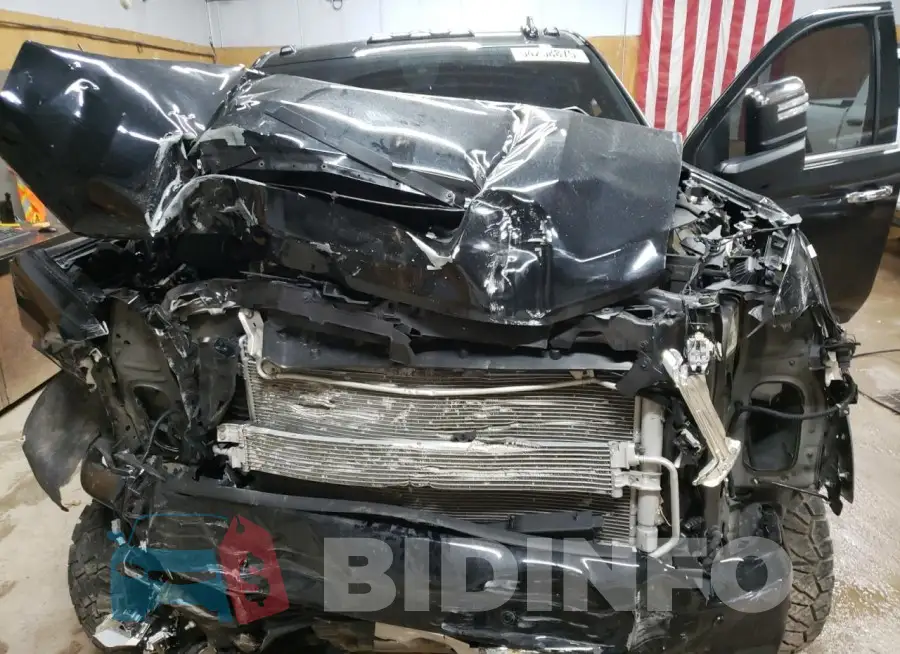 2GC4YREY9N1212789 Photo# 11
