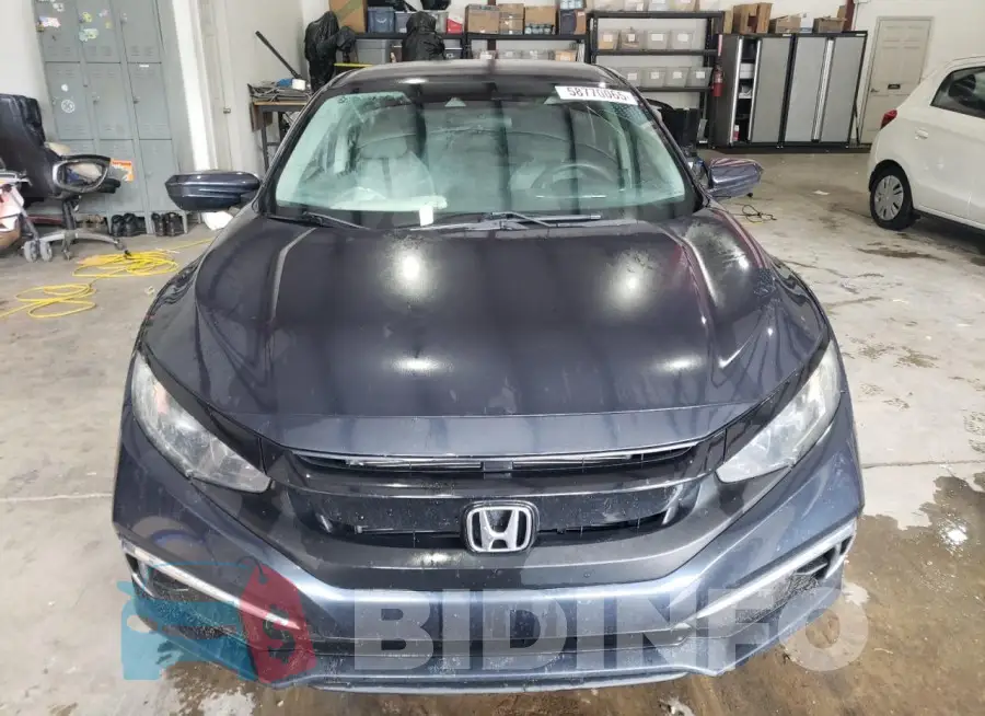 19XFC2F67KE017977 Photo# 5