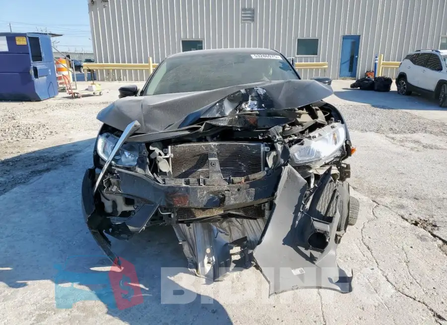 19XFC2F79HE033633 Photo# 5