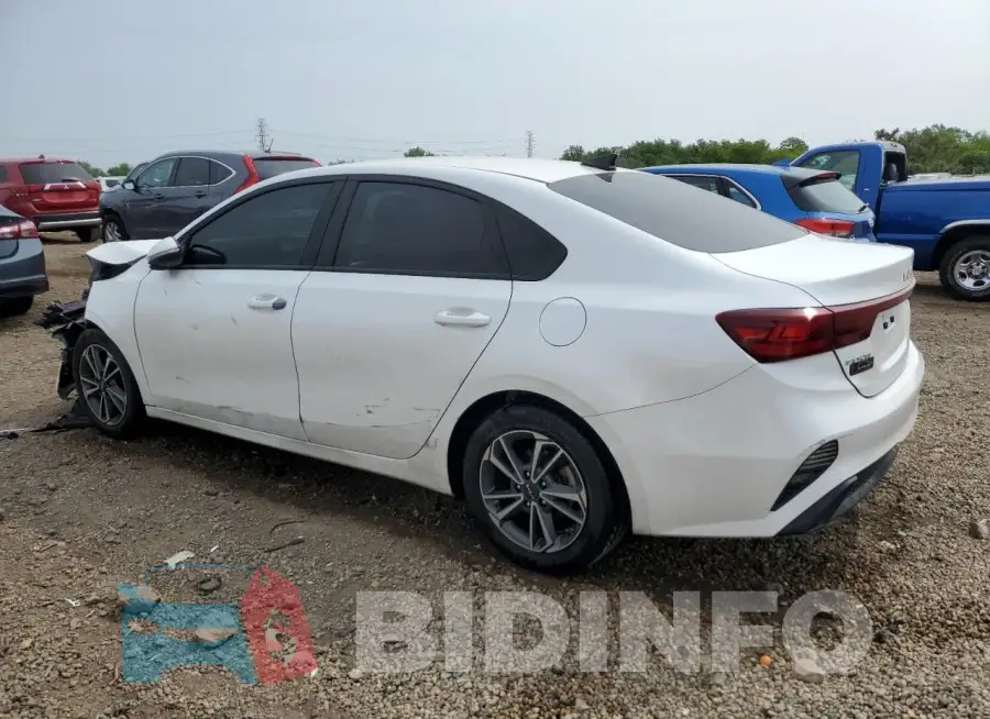 3KPF24AD2NE465858 Photo# 2