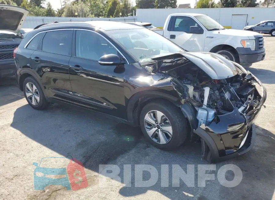 KNDCE3LC9J5175244 Photo# 4