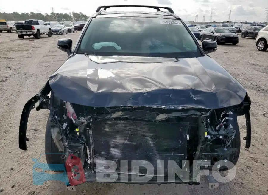 2T3C1RFV8RW305725 Photo# 5