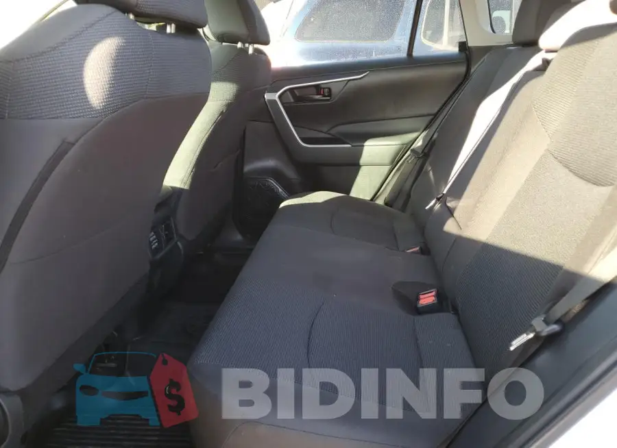 2T3F1RFV8PC360705 Photo# 11