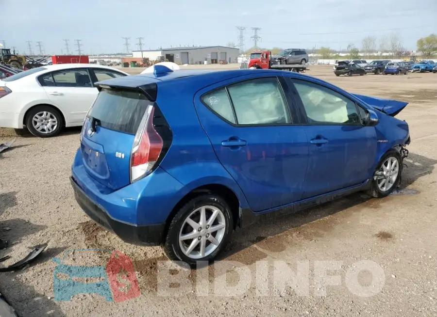 JTDKDTB36H1594136 Photo# 3