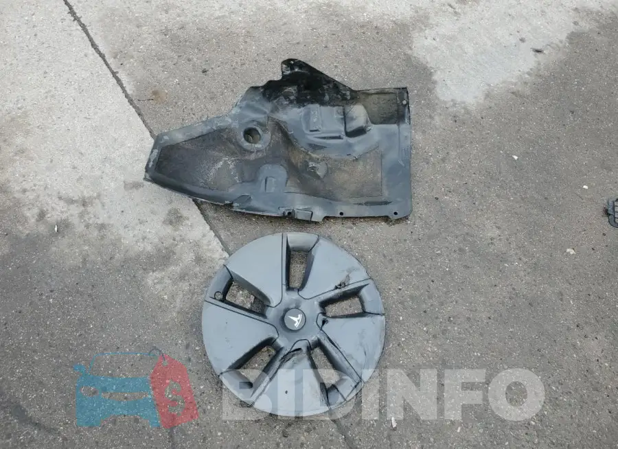 5YJ3E1EB1NF120316 Photo# 12