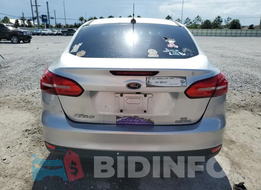 1FADP3F24GL309119 Photo# 6