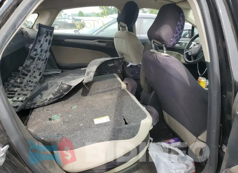 3FA6P0G73LR163132 Photo# 10
