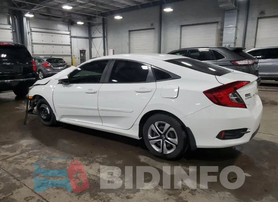 19XFC2F50HE077440 Photo# 2