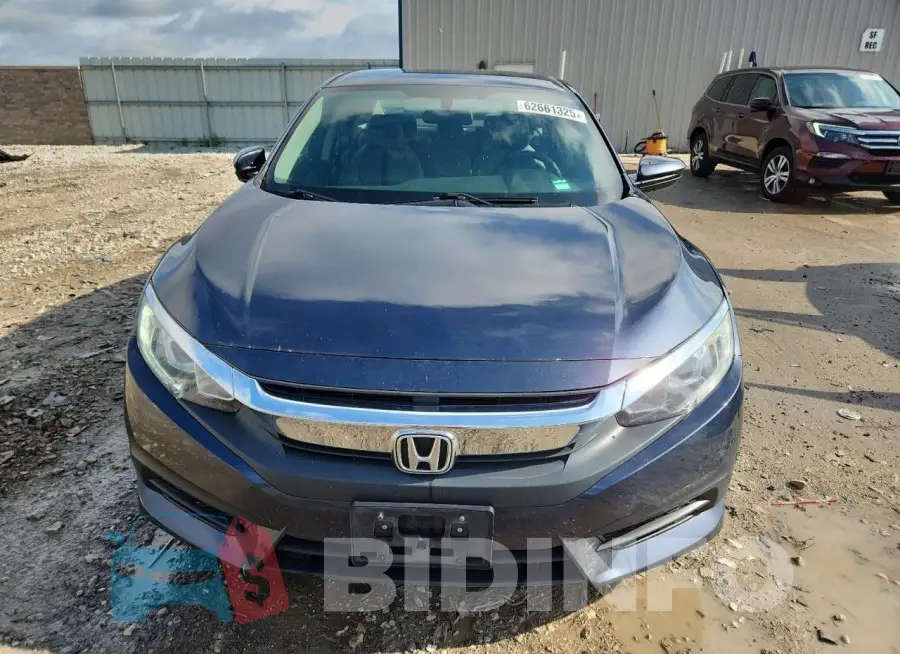 19XFC2F57HE012682 Photo# 5