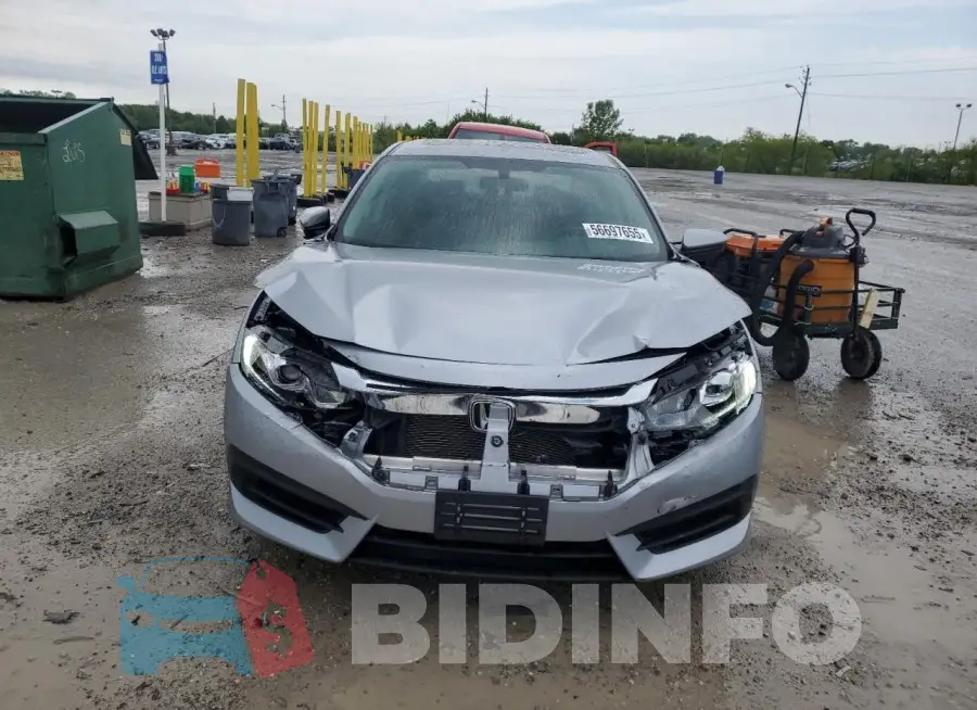 19XFC2F78HE014930 Photo# 5
