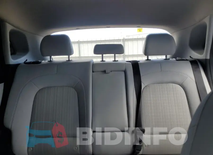 KM8K6CAB2PU011024 Photo# 10