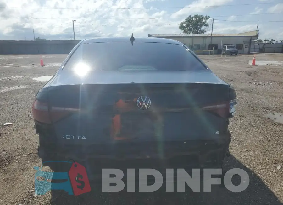 3VW7M7BU9NM015612 Photo# 6