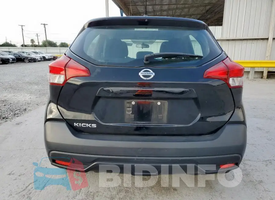 3N1CP5CU1JL518131 Photo# 6