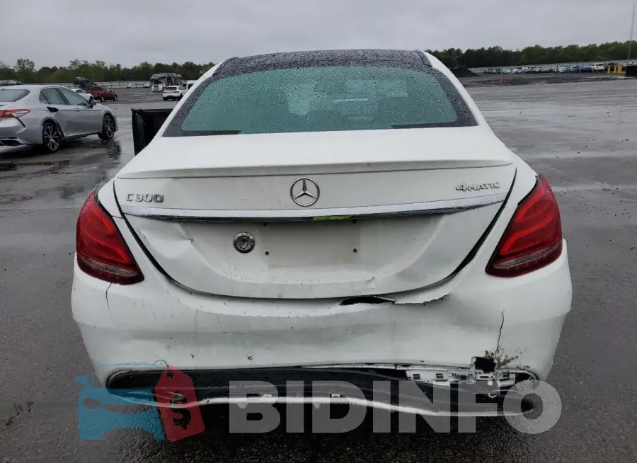 WDDWF4KB2HR242736 Photo# 6