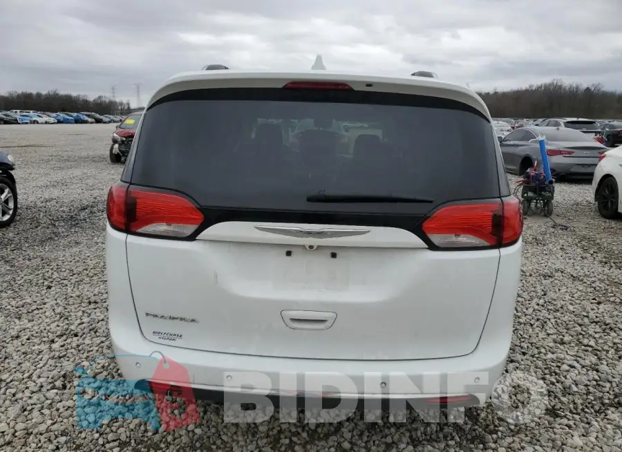 2C4RC1BG2JR100851 Photo# 6
