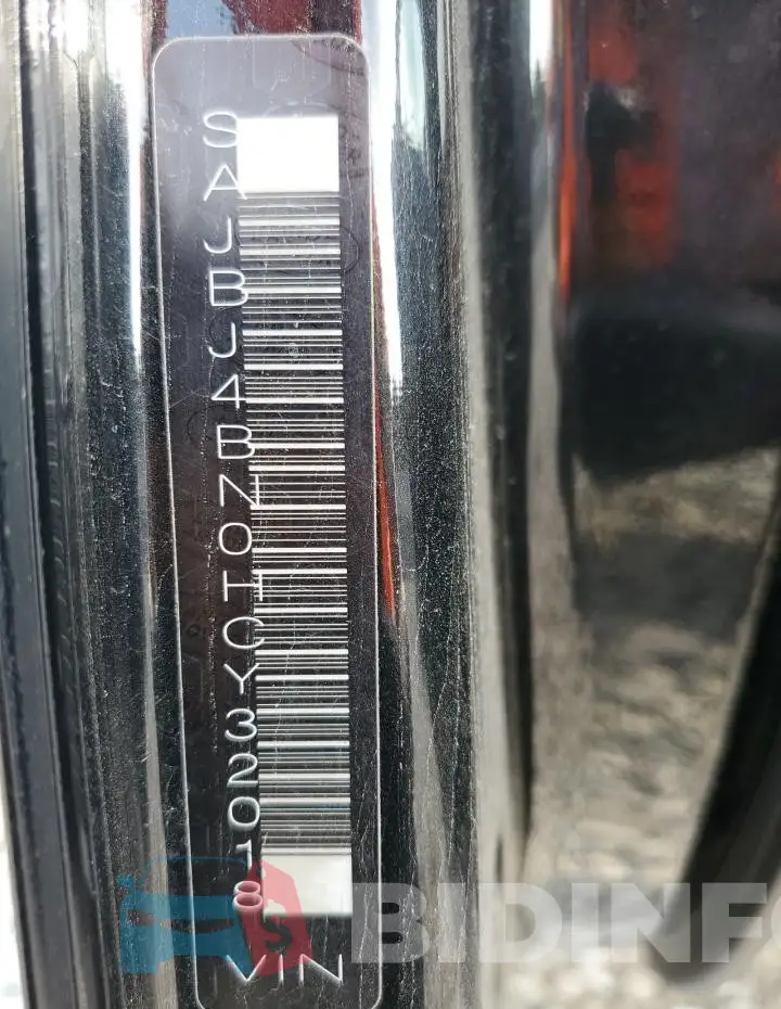 SAJBJ4BN0HCY32018 Photo# 12