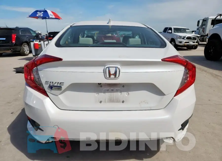 19XFC2F87HE031890 Photo# 6