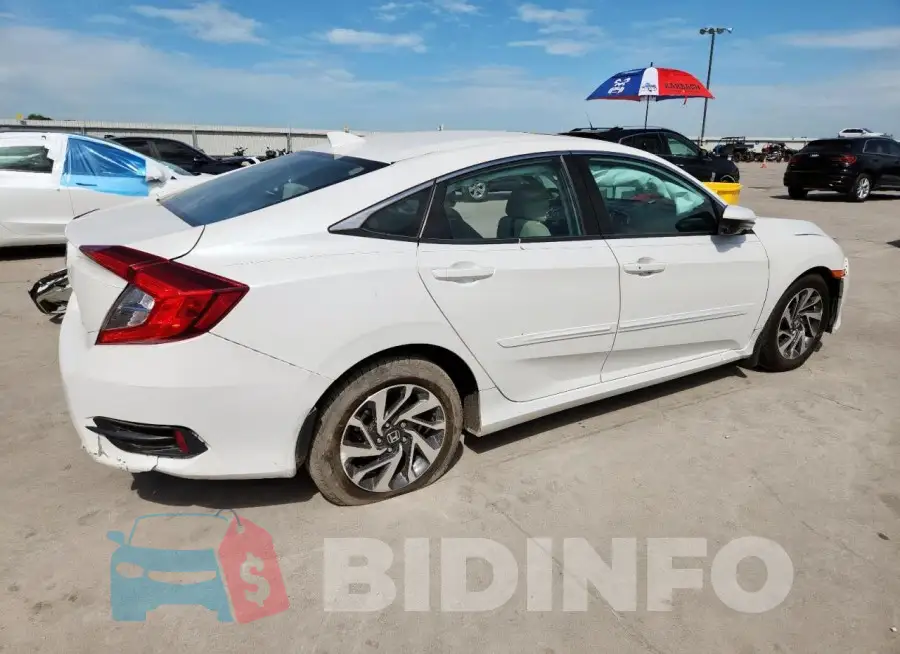 19XFC2F87HE031890 Photo# 3