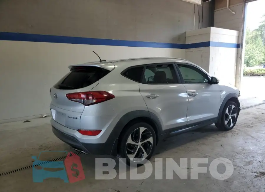 KM8J33A2XGU089765 Photo# 3