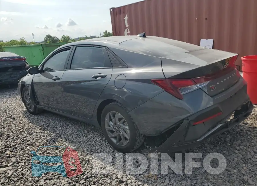 KMHLM4DG6RU800173 Photo# 2