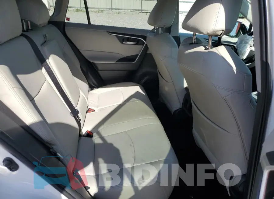 2T3P1RFV8PW398616 Photo# 11