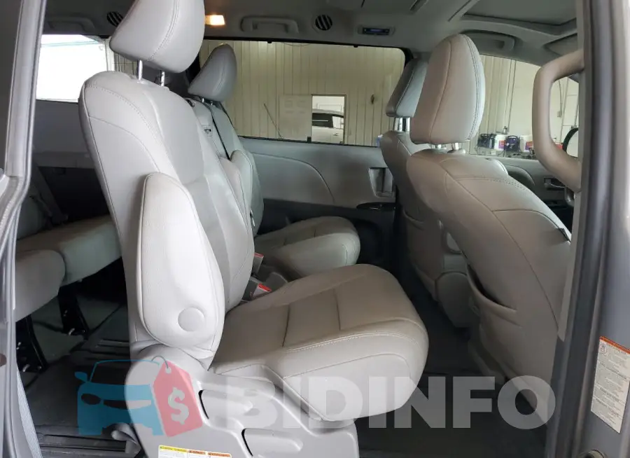 5TDYK3DCXGS738530 Photo# 11