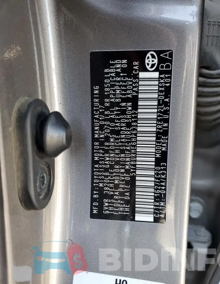 5YFBURHE6HP638112 Photo# 12