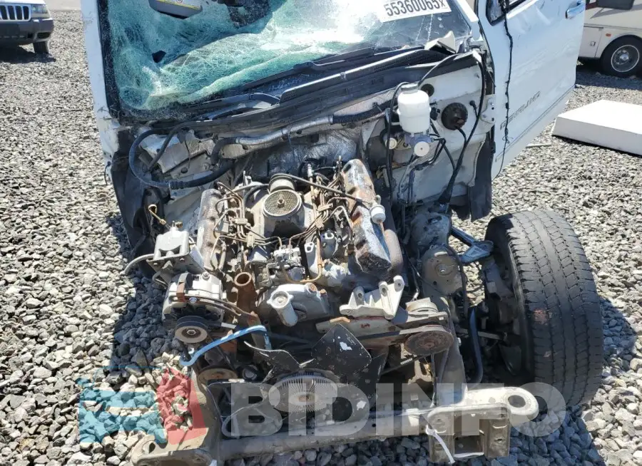 1GT12SEY2KF142732 Photo# 11