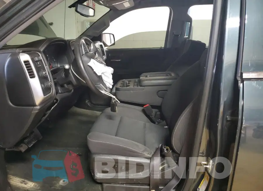 1GTV2MEC9HZ155986 Photo# 7