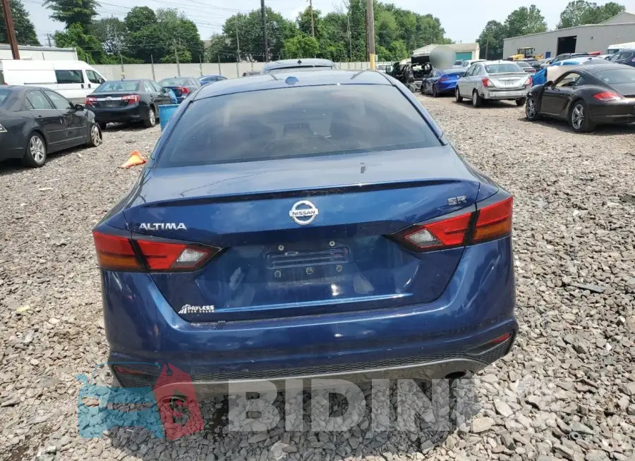 1N4BL4CV3KC136967 Photo# 6