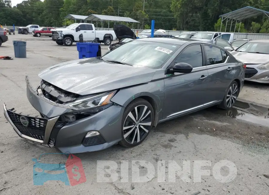1N4BL4CV5KC203827 Photo# 1