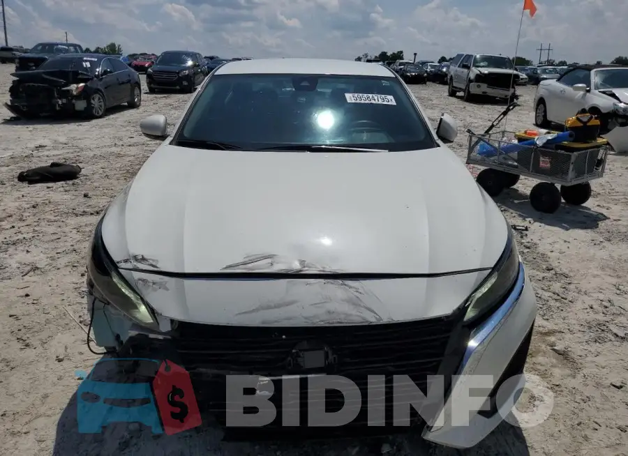 1N4BL4DW2PN315844 Photo# 5