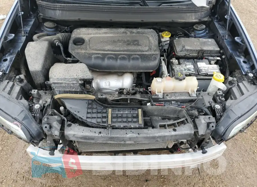 1C4PJLCB9KD412004 Photo# 11
