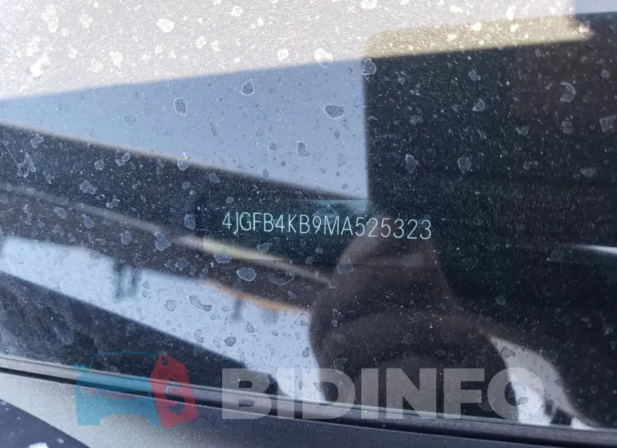 4JGFB4KB9MA525323 Photo# 13