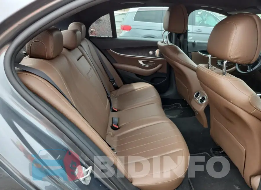 WDDZF4KB8HA262971 Photo# 10