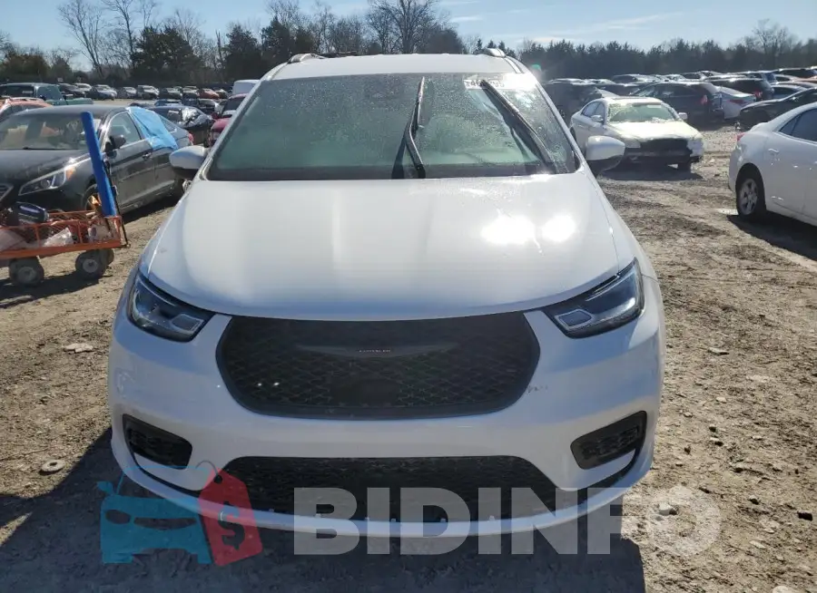 2C4RC3BG3PR518792 Photo# 5