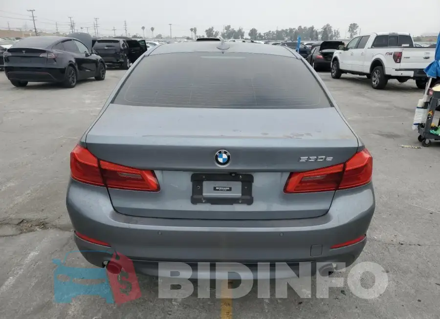 WBAJB1C5XJB375084 Photo# 6