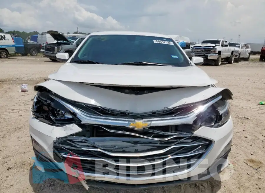 1G1ZD5ST2LF008188 Photo# 5
