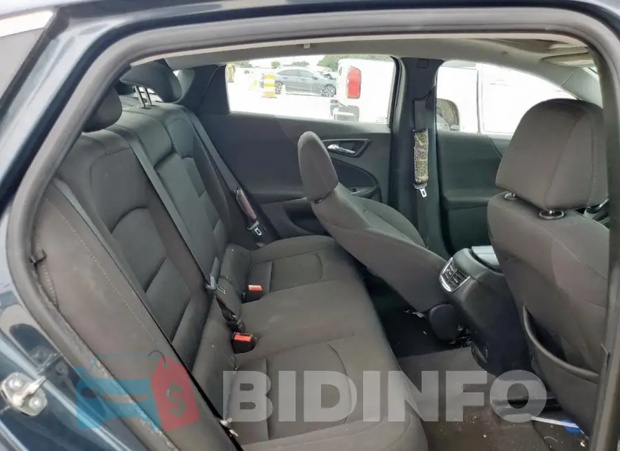 1G1ZD5ST8KF173113 Photo# 10