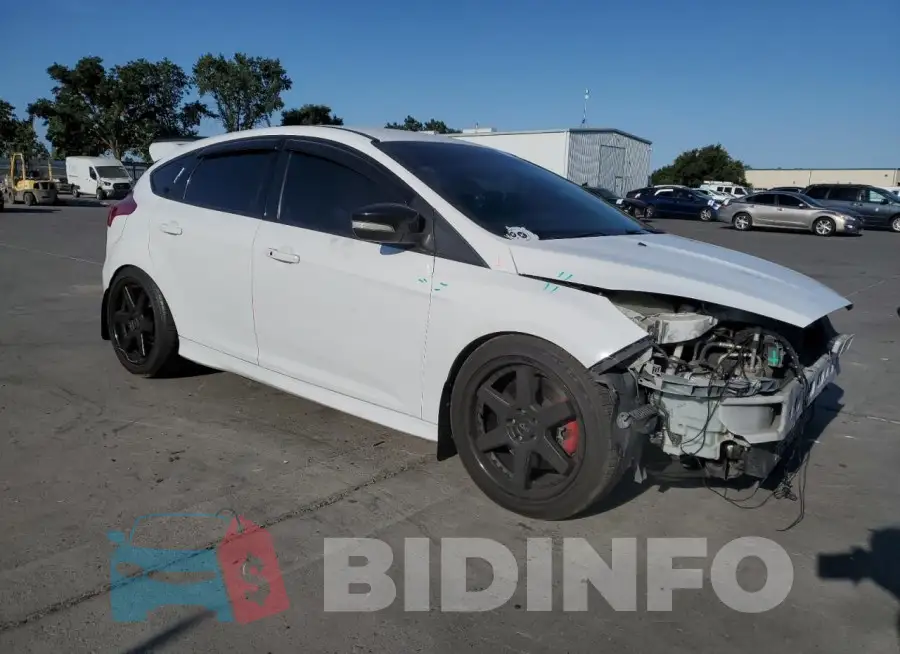 1FADP3L90GL221640 Photo# 4