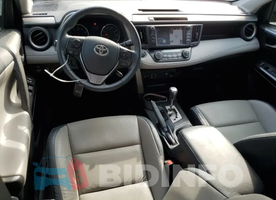 2T3YFREV3JW501049 Photo# 8