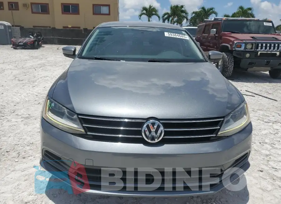 3VW2B7AJ0HM243798 Photo# 5