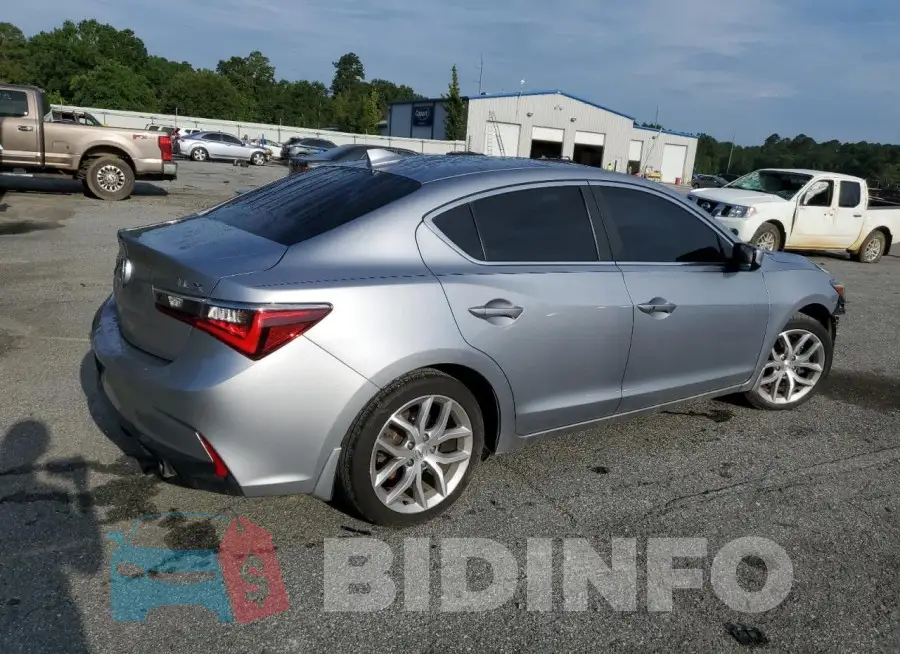 19UDE2F39MA002847 Photo# 3
